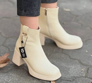 بوت miu miu