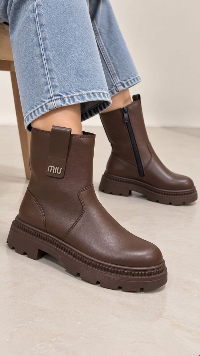 بوت miu miu